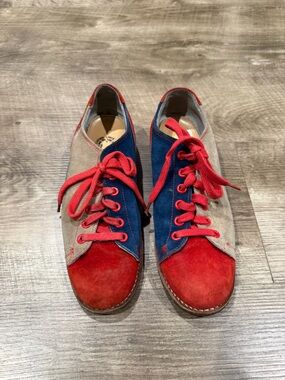 VINTAGE BOBWOLF BOWLING SHOES MULTI COLORED SIZE 6 LACE UP
